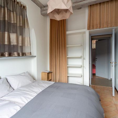 La Maison Des Lions Appartamenti Vacanze Accesso Diretto Alla Spiaggia Localita Amore Cannobio Exterior foto
