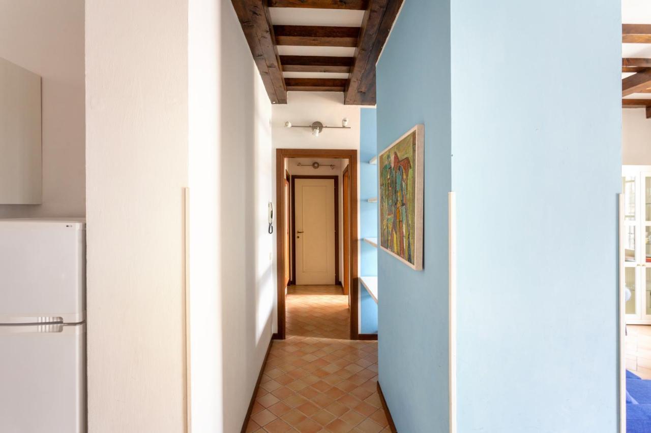 La Maison Des Lions Appartamenti Vacanze Accesso Diretto Alla Spiaggia Localita Amore Cannobio Exterior foto